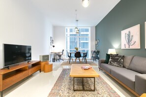 Fernseher, Stereoanlage