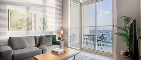 Télévision, chaîne hi-fi