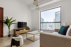 Fernseher, Stereoanlage