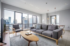 Télévision, chaîne hi-fi