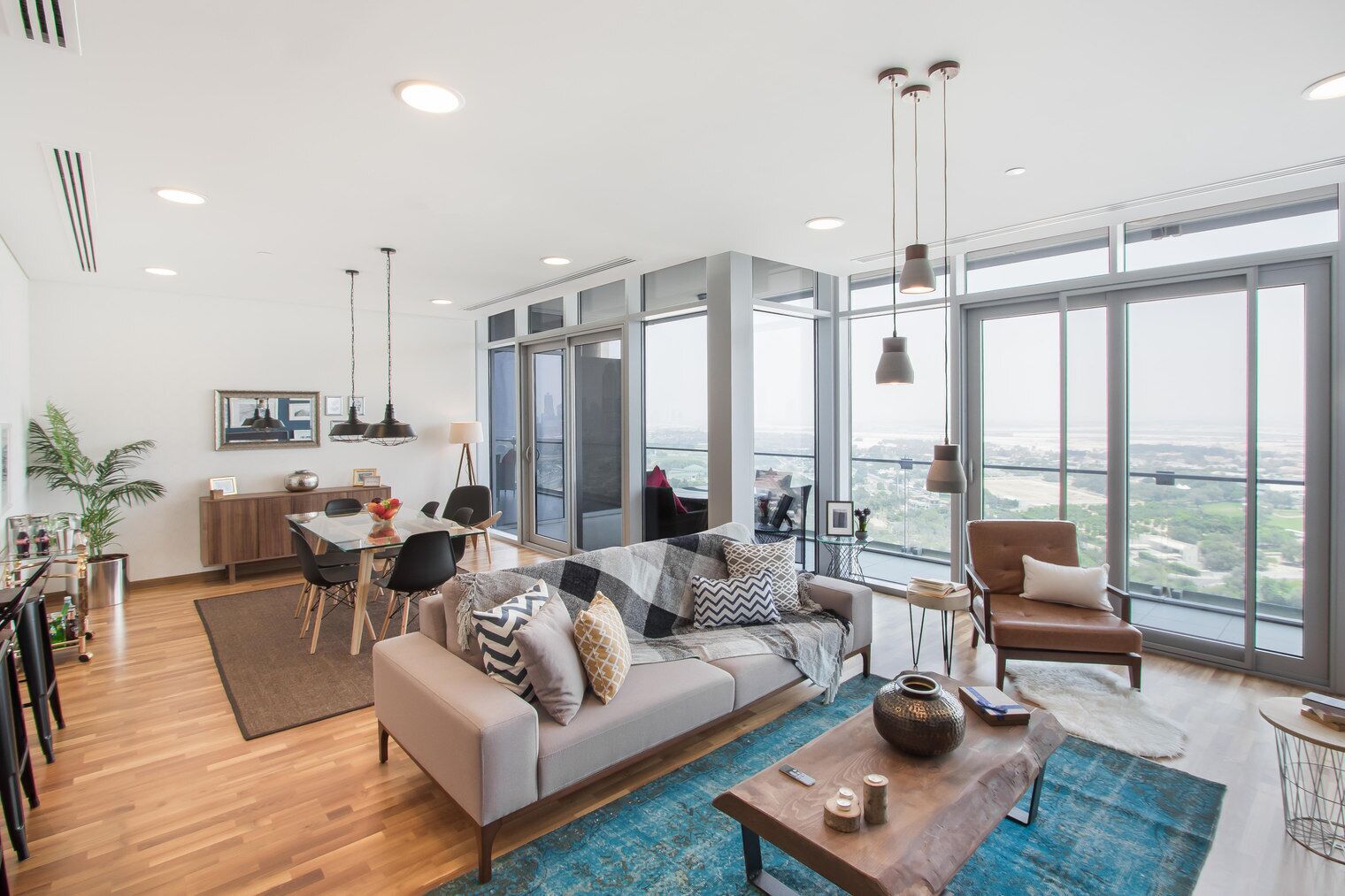 Fernseher, Stereoanlage