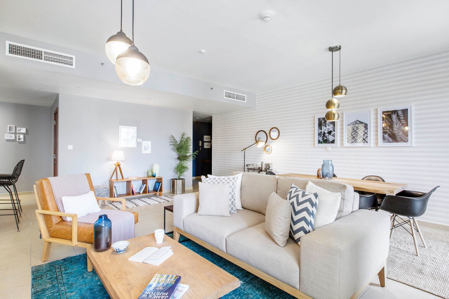 Fernseher, Stereoanlage