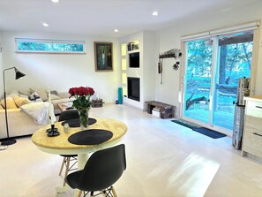 Interior - Cozy Rustic Suite (pet-friendly)on a 5 acre farm in the beautiful Comox Valley. (Courtenay)