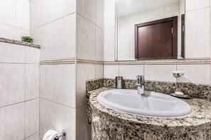Hair dryer, towels