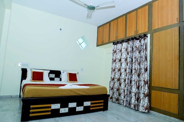 J K Homestay - Tirupati