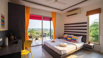 Deluxe Private AC Room with Balcony and Ensuite Bathroom | Free WiFi