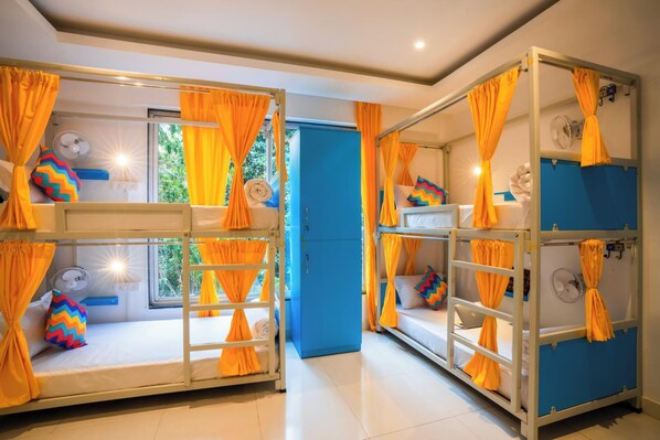 Asrama Umum Basic | Wi-Fi gratis