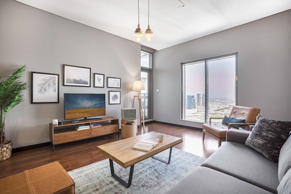 Télévision, chaîne hi-fi