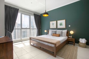 1 bedroom, iron/ironing board, WiFi, bed sheets - Blueground | Burj Residence, pool, nr Dubai Mall (Dubai)