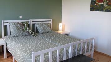 2 bedrooms, internet