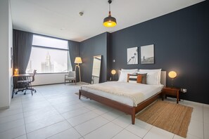 1 habitación, tabla de planchar con plancha, wifi y ropa de cama 