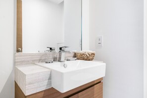 Hair dryer, towels