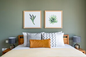 1 soverom, strykejern/-brett, wi-fi og sengetøy