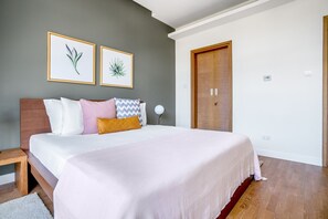 1 chambre, fer et planche à repasser, Wi-Fi, draps fournis