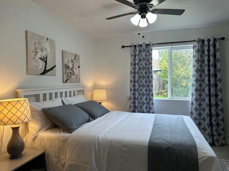 1 bedroom, free WiFi. Cozy Suite B
