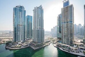 Exterior - Blueground | JLT Cluster K, pool, nr Marina (Dubai)