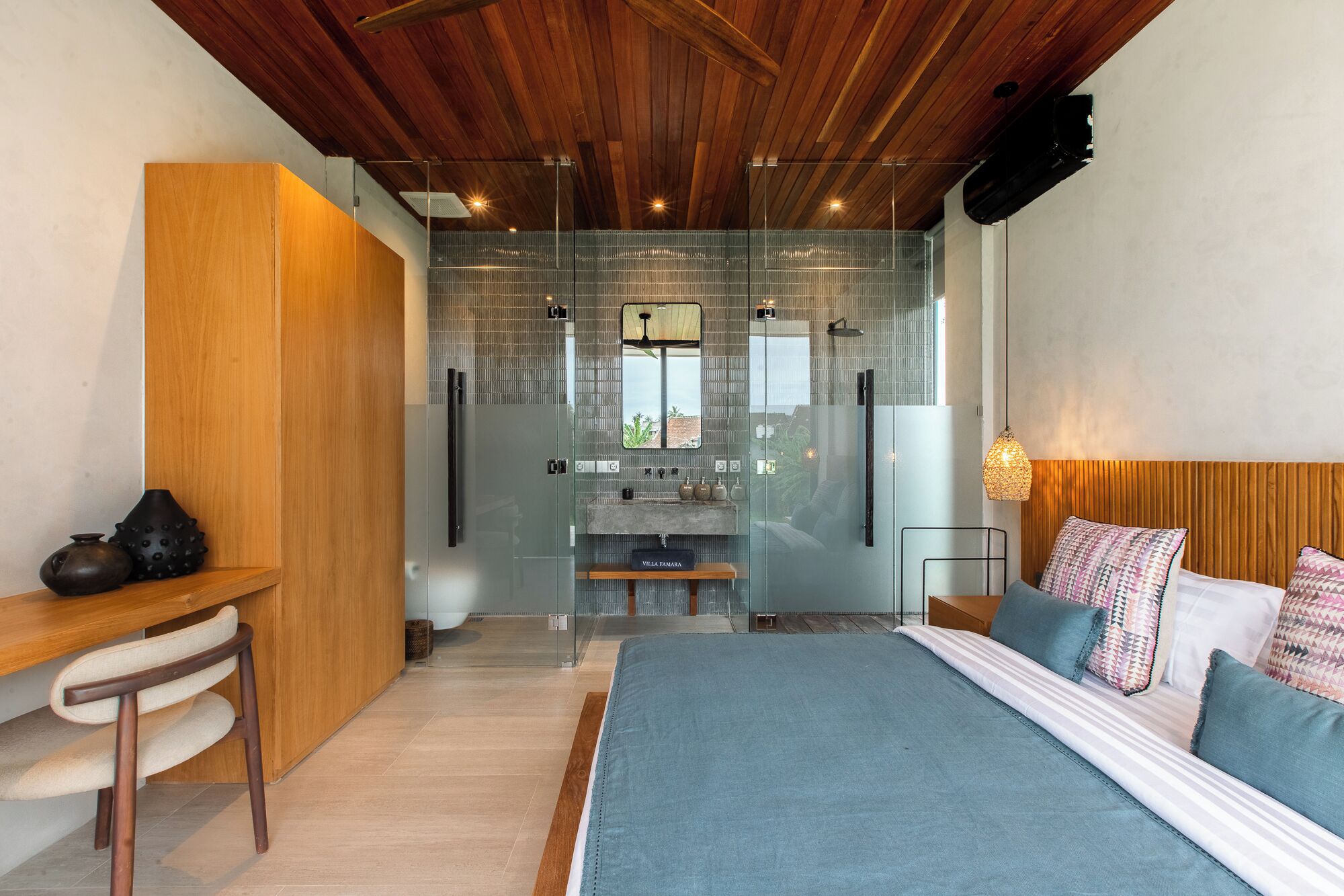 Four Bedroom Villa with Private Pool | Tabla de planchar con plancha y wifi gratis 