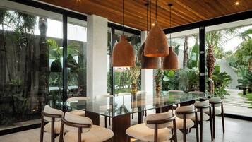 Room service - dining