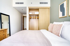 Fer et planche à repasser, Wi-Fi, draps fournis