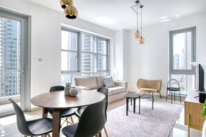 Fernseher, Stereoanlage