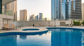 Pool - Blueground | Dubai Marina, pool, nr Marina (Dubai)