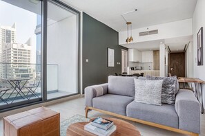 Télévision, chaîne hi-fi