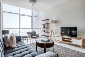 Télévision, chaîne hi-fi