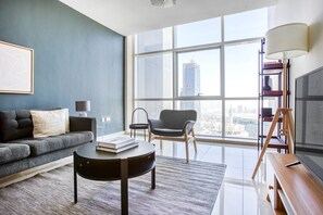 テレビ、ステレオ