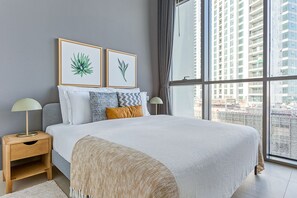 Fer et planche à repasser, Wi-Fi, literie fournie