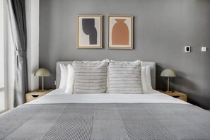 2 slaapkamers, een strijkplank/strijkijzer, wifi, beddengoed