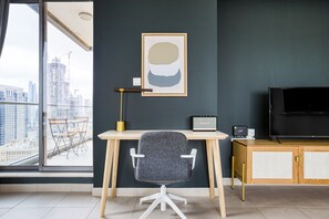 Interior - Blueground | South Ridge, pool, nr City Park (Dubai)