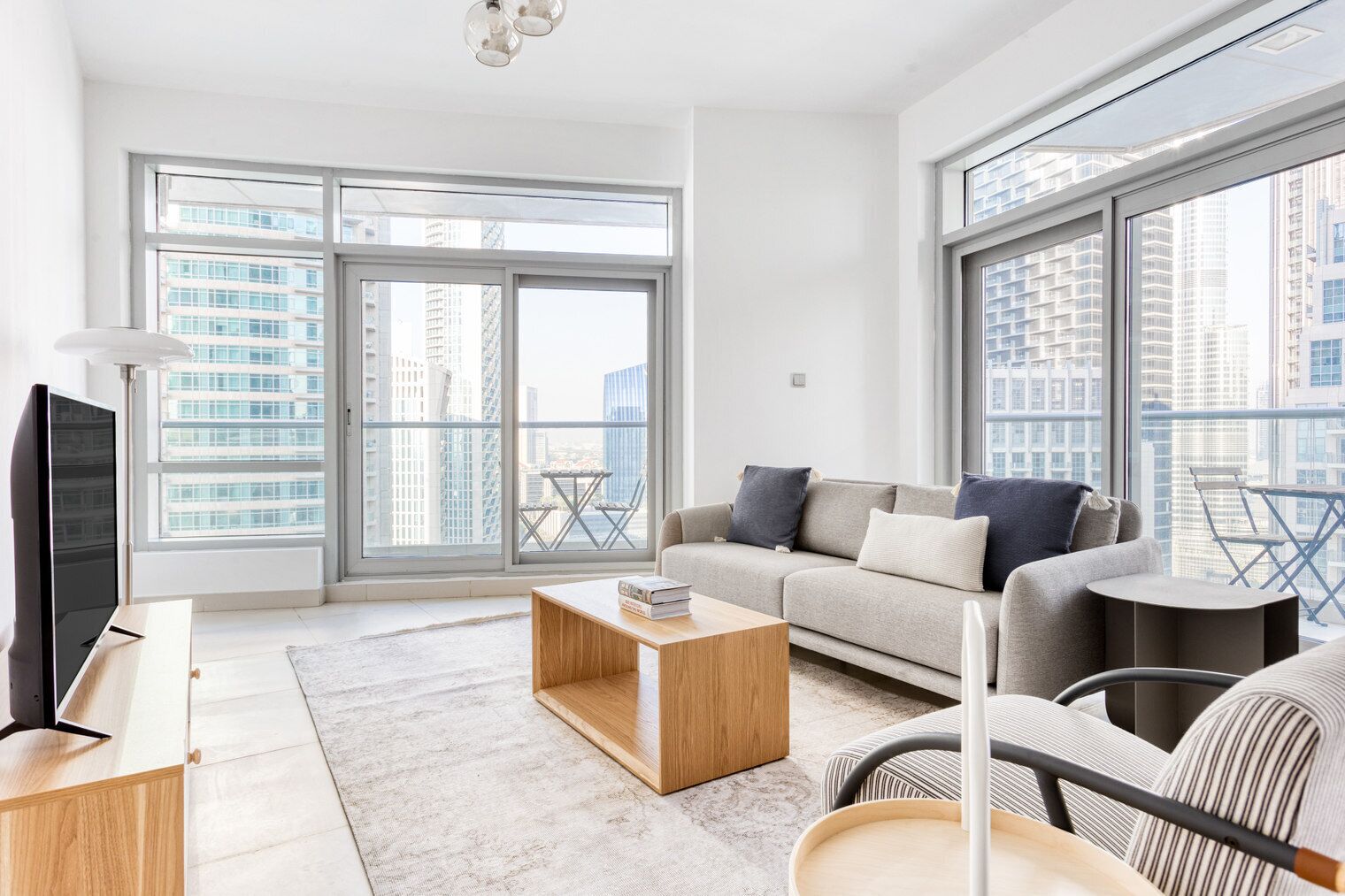 Fernseher, Stereoanlage