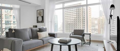 Fernseher, Stereoanlage