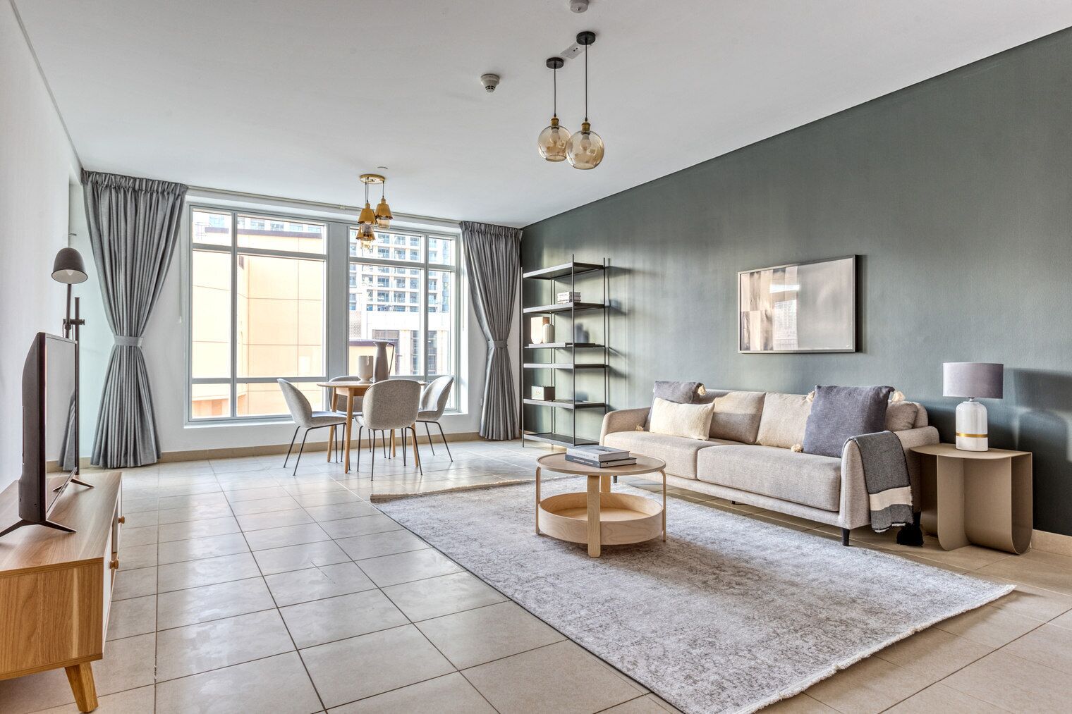 Fernseher, Stereoanlage