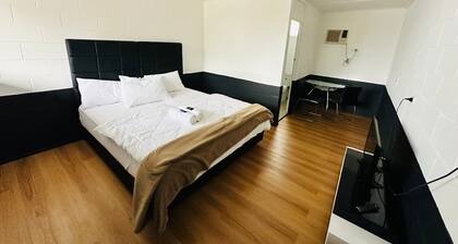 BAN BAN SPRING ROADHOUSE AND MOTEL