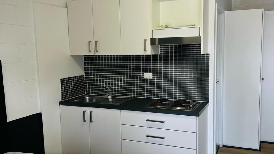 BAN BAN SPRING ROADHOUSE AND MOTEL