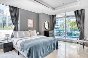 2 slaapkamers, een strijkplank/strijkijzer, wifi, beddengoed