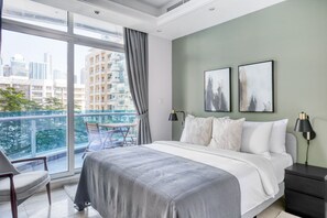 Strykejern/-brett, wi-fi og sengetøy