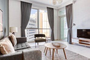 Télévision, chaîne hi-fi