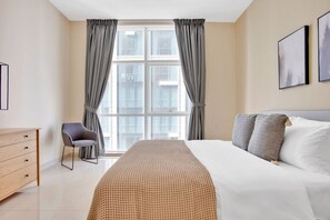 Bügeleisen/Bügelbrett, WLAN, Bettwäsche