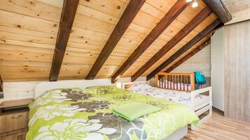 2 chambres, fer et planche Ă  repasser, Wi-Fi gratuit, draps fournis