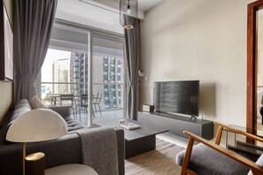 Télévision, chaîne hi-fi