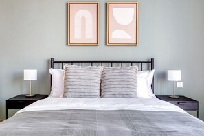 Fer et planche à repasser, Wi-Fi, draps fournis