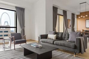 Fernseher, Stereoanlage