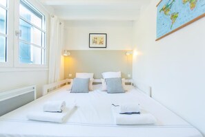 2 bedrooms, iron/ironing board, free WiFi, bed sheets