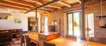 Villa Mora: A characteristic and welcoming three-story villa surrounded by the greenery, with Free WI-FI.