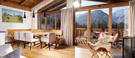 Alpehytte | Oppholdsområde