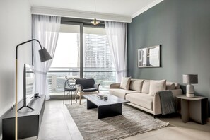 Télévision, chaîne hi-fi