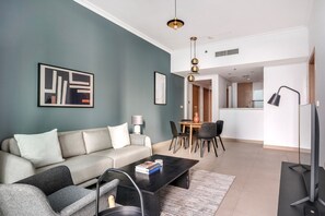 Fernseher, Stereoanlage