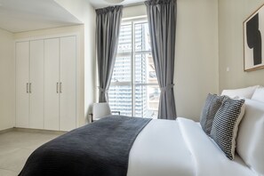 2 quartos, ferros/tábuas de passar roupa, Wi-Fi, roupa de cama
